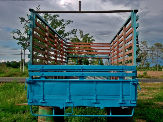 กระบะบรรทุก6ล้อ ขายถูกๆ 15,000 จัดว่าสวย