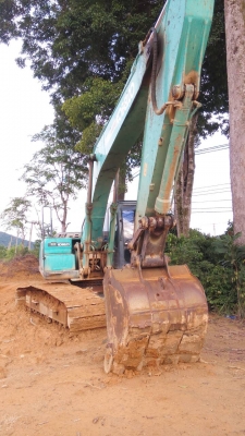 รถแบคโฮ  KOBELCO  YN - 12 ( รถทำงาน 1x,8xx ชม. )    สนใจติดต่อ  081 - 6079515