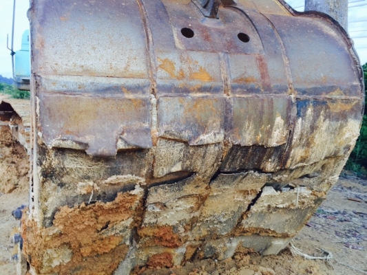 รถแบคโฮ  KOBELCO  YN - 12 ( รถทำงาน 1x,8xx ชม. )    สนใจติดต่อ  081 - 6079515