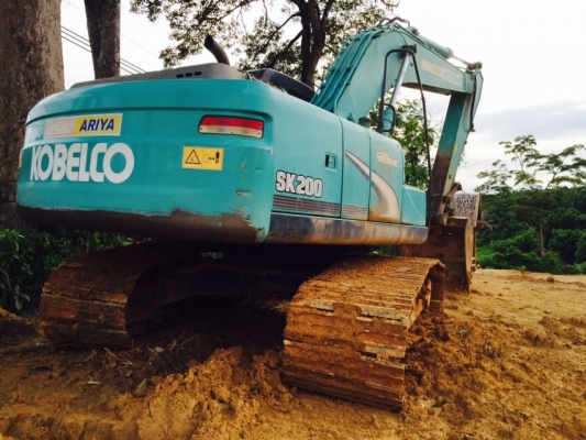 รถแบคโฮ  KOBELCO  YN - 12 ( รถทำงาน 1x,8xx ชม. )    สนใจติดต่อ  081 - 6079515