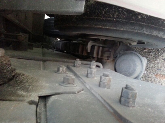 รถฮีโน่  10  ล้อดั้ม  344  แรงม้า.  ปี 56  ( ขายแม่ , ลูก )  ,  ( รถวิ่ง 250,000 กม. )     สนใจติดต่อ  081 - 6079515