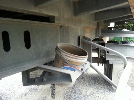 รถฮีโน่  10  ล้อดั้ม  344  แรงม้า.  ปี 56  ( ขายแม่ , ลูก )  ,  ( รถวิ่ง 250,000 กม. )     สนใจติดต่อ  081 - 6079515