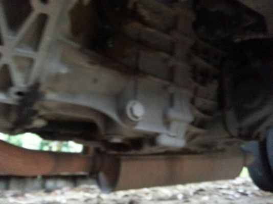 รถฮีโน่  10  ล้อดั้ม  344  แรงม้า.  ปี 56  ( ขายแม่ , ลูก )  ,  ( รถวิ่ง 250,000 กม. )     สนใจติดต่อ  081 - 6079515