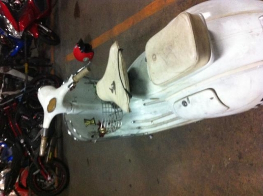 ขาย vespa 1964 Italy แท้ๆ 59000 ขาย vespa 1964 Italy แท้ๆ 59000