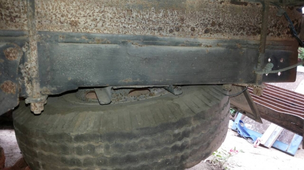 รถอีซูซุ 6 ล้อดั๊ม NPR 115  แรงม้า.  ( ขาย หัว , คัชซ๊. )    สนใจติดต่อ  081 - 6079515