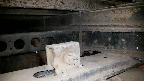 รถอีซูซุ 6 ล้อดั๊ม NPR 115  แรงม้า.  ( ขาย หัว , คัชซ๊. )    สนใจติดต่อ  081 - 6079515