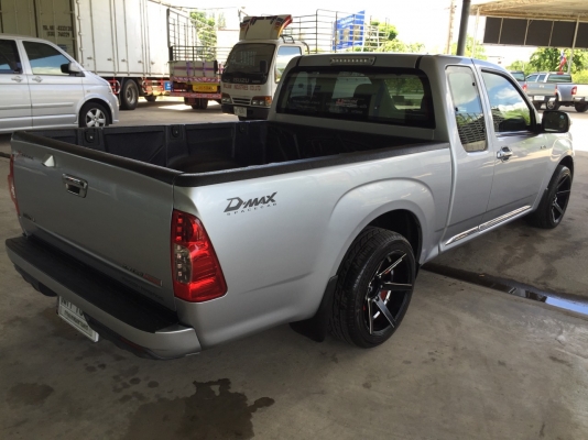 ISUZU  SLX 2.5  ปี 2000