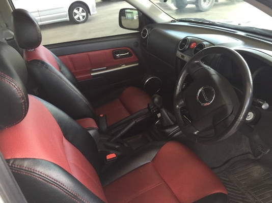 ISUZU  SLX 2.5  ปี 2000