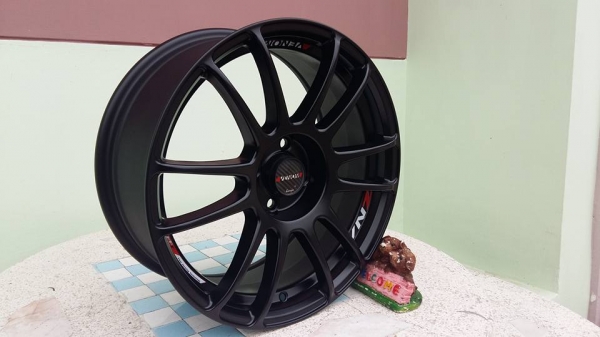 ขายล้อแม็กมือ2 lenso venom-2 17"&times;7.5" et42 4 รู 100 สีดำด้าน ไม่มีซ่อม ไม่คด ไม่ดุ้งครับ ขายทั้งชุด 8,500 บาทครับ สนใจติดต่อเล็กคลองสามครับ 081-3747940