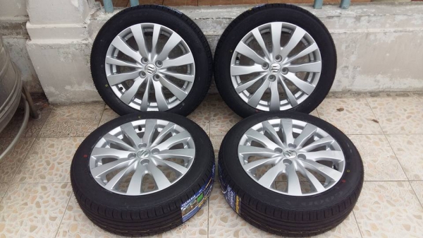 ขายล้อแม็กป้ายแดง Suzuki swift 16" พร้อมยางใหม่ปี15 สนใจติดต่อเล็กคลองสามครับ 081-3747940