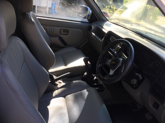 อีซูชุ ดราก้อน SLX 2.8 ปี 2000    ราคา  229,000  บาท