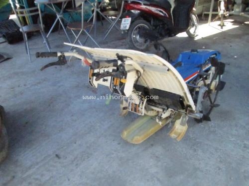 รถปลูกข้าวดำนาแบบเดินตาม    ISEKI  PS20-70 รหัสสินค้า : 14001766 Line ID: nihonmono หรือเพิ่มเติมไดที่ www.nihonmono.com