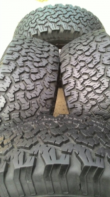 ขาย BF All 265/70 พร้อมล้อPIAA 16x8