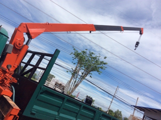 6ล้อHINO ยาว 6 ม.พร้อมเครน 3ตัน (3ปอก2ชัก) เครื่อง 180 แรง พวงมาลัยพาว์เวอร์ ยาง825ขอบ16 (หัวเก๋งสวยมากครับ) รถสวยพร้อมใช้งาน ขาย 570,000 บาท(ศุภากร 081-4252943)