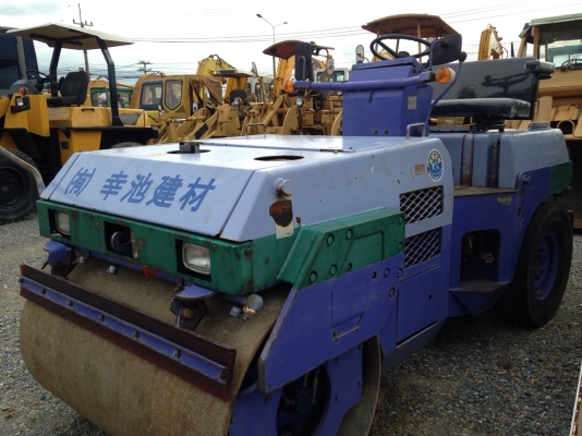 ขาย !!! รถบด หน้าเหล็ก หลังยาง KOMATSU JV40CW-3 รถนอก สภาพสวย มีเอกสาร พร้อมใช้งาน (เจ้าของขายเอง)