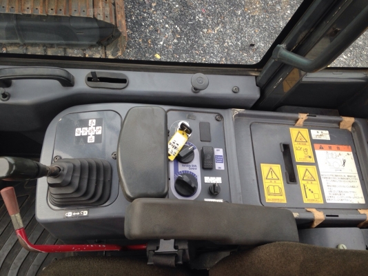 ขายด่วน !!!! รถตัก KOMATSU WA100-5 รถนอก สภาพเดิม มีเก๋ง มีแอร์ มีไฟฟ้าครบ มีเอกสาร(ใบแจ้งจำหน่าย) พร้อมใช้งาน (เจ้าของขายเอง) ขายด่วน !!!! รถตัก KOMATSU WA100-5 รถนอก สภาพเดิม มีเก๋ง มีแอร์ มีไฟฟ้าครบ มีเอกสาร(ใบแจ้งจำหน่าย) พร้อมใช้งาน (เจ้าของขายเอง)