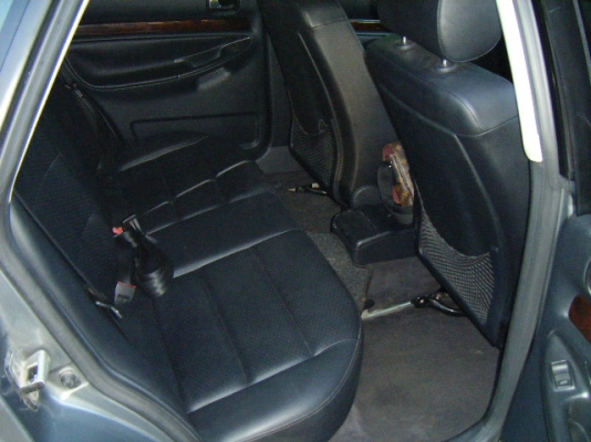 audi a4 1.8 auto สีเทา audi a4 1.8 auto สีเทา