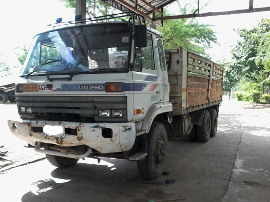 ขาย NISSAN CW 430 290HP มีระบบลากพ่วงให้ สภาพสวยพร้อมใช้ ราคาต่อรองได้ ติดต่อที่คุณ อ๊อฟพิจิตร 086-737-9991