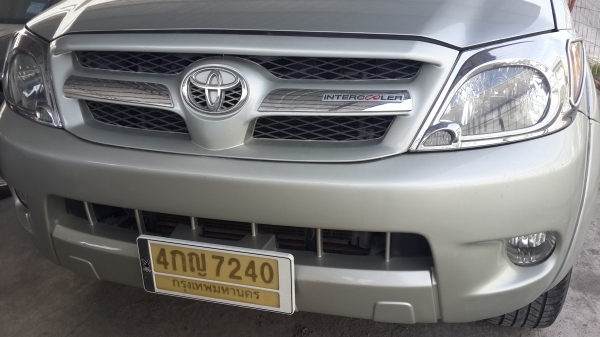 รถสวย เดิมๆบาง วิ่งน้อยมาก 185,000km. เกียร์ออโต้ 4WD