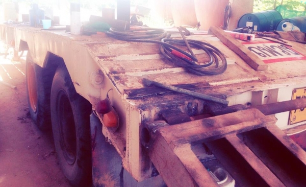 **380,000 บ.ต่อรอง/// หางโรเบท2เพลา **ขาย หางโรเบท2เพลา อู่พนัส ยาว11.50ม. ช่วงล่างแน่น คัสซีสวย เหล็กบีมใหญ่ หนา แข็งแรง พื้นดี ไม่ผุ แข็งแรงดีครับ ยาง8เส้น สภาพโดยรวม60\% ระบบไฟครบ ขนย้าย แบคโฮ ขนาด200 สบายๆครับ รถใช้งานปกติ ใช้งานดี แน่น คล่องตัว ทรงดี