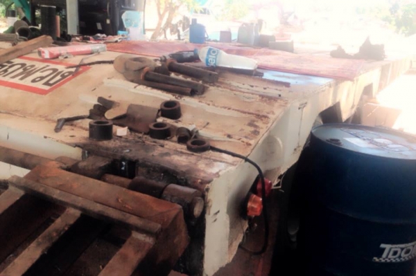 **380,000 บ.ต่อรอง/// หางโรเบท2เพลา **ขาย หางโรเบท2เพลา อู่พนัส ยาว11.50ม. ช่วงล่างแน่น คัสซีสวย เหล็กบีมใหญ่ หนา แข็งแรง พื้นดี ไม่ผุ แข็งแรงดีครับ ยาง8เส้น สภาพโดยรวม60\% ระบบไฟครบ ขนย้าย แบคโฮ ขนาด200 สบายๆครับ รถใช้งานปกติ ใช้งานดี แน่น คล่องตัว ทรงดี