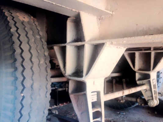 **380,000 บ.ต่อรอง/// หางโรเบท2เพลา **ขาย หางโรเบท2เพลา อู่พนัส ยาว11.50ม. ช่วงล่างแน่น คัสซีสวย เหล็กบีมใหญ่ หนา แข็งแรง พื้นดี ไม่ผุ แข็งแรงดีครับ ยาง8เส้น สภาพโดยรวม60\% ระบบไฟครบ ขนย้าย แบคโฮ ขนาด200 สบายๆครับ รถใช้งานปกติ ใช้งานดี แน่น คล่องตัว ทรงดี