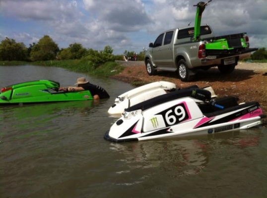 เจ็ทสกียืน550พร้อมเล่น