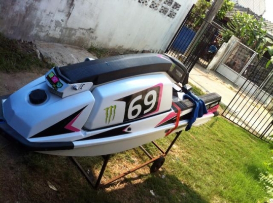 เจ็ทสกียืน550พร้อมเล่น