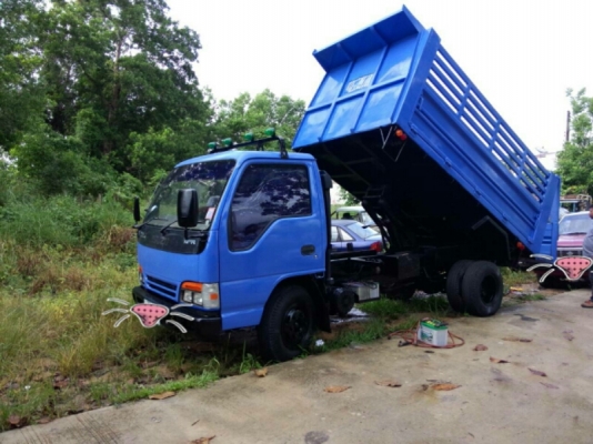 หกล้อ อีซูซุ NPR130แรงรถหัาง ปี46 ดั้มสามมิตร5คิว สภาพพรัอมใช้งาน ทะเบียนพร้อมโอน