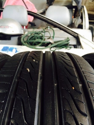 ขายยาง215/50/17 ปี13 TOYO JAPAN สภาพสวยมาก