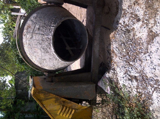 โม่ผสมปูน