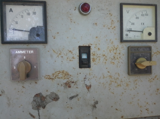 ขาย  เครือปั่นไฟ    60  kw