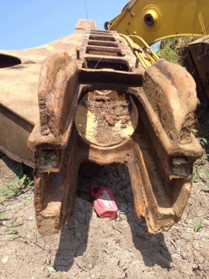 เฟรมล่างใส่ Komatsu PC200-5 ตรงรุ่น