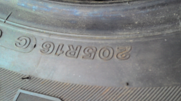 205R16 BRIDGESTONE ยางใหม่ 1 เส้น tel.081-427-3941 205R16 BRIDGESTONE ยางใหม่ 1 เส้น tel.081-427-3941