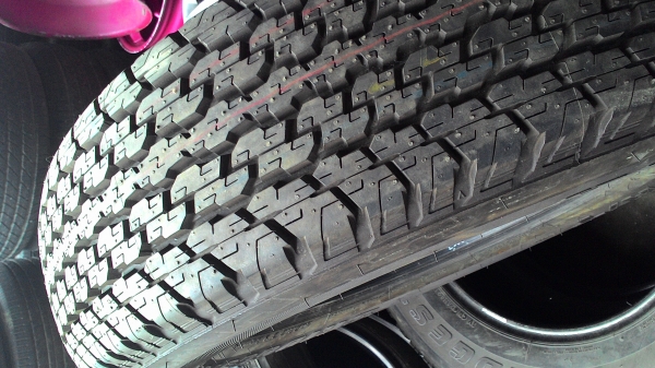 205R16 BRIDGESTONE ยางใหม่ 1 เส้น tel.081-427-3941 205R16 BRIDGESTONE ยางใหม่ 1 เส้น tel.081-427-3941