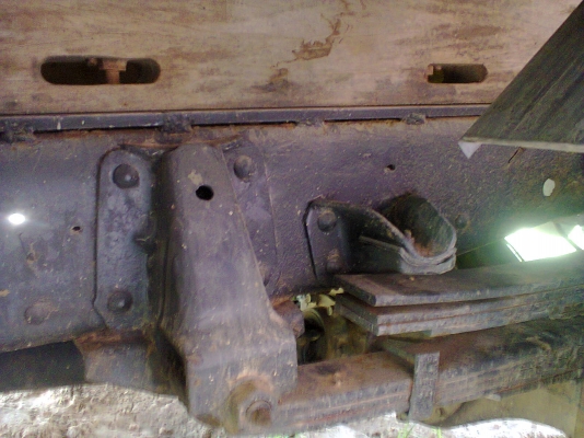 รถหกล้ออีชูชุ115แรงnpr