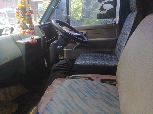 รถหกล้ออีชูชุ115แรงnpr