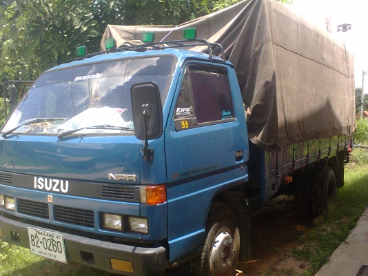 รถหกล้ออีชูชุ115แรงnpr