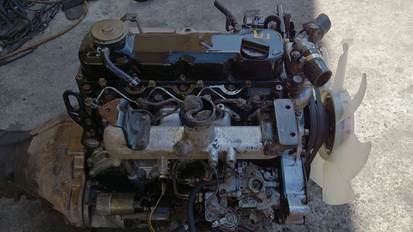 ขายเครื่องยนต์ดีเซลนิสสัน TD23 สภาพพร้อมใช้