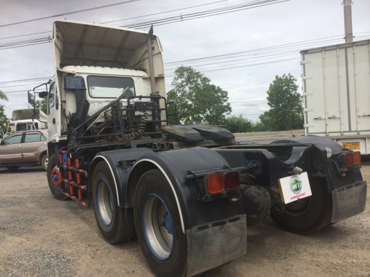 รถหัวลาก ISUZU 320 แรงม้า รุ่น GXZ23KZH2B ปี 48 มีให้เลือก 3 คัน ( คันที่ 1)  สภาพสวย พร้อมใช้งาน ทดลองขับได้ สนใจติดต่อเอ็ม ที เจริญยนต์  โทร .081-4948363,081-7361541 ไอดีไลน์ 0814948363      ผู้ขายแจ้งม.79 พร้อมแจ้งย้ายให้ลูกค้า