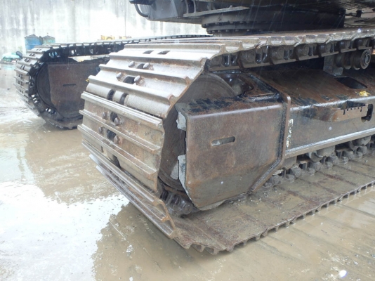 ขายด่วน รถขุด HITACHI ZX 200-3 นำเข้าจากญี่ปุ่น  สภาพสวย เครื่องปั๊มดี  ไฟฟ้าครบ  ใช้งานนน้อย  รถสวย พร้อมใช้งาน  โทร 089-7462641  สุวรรณี