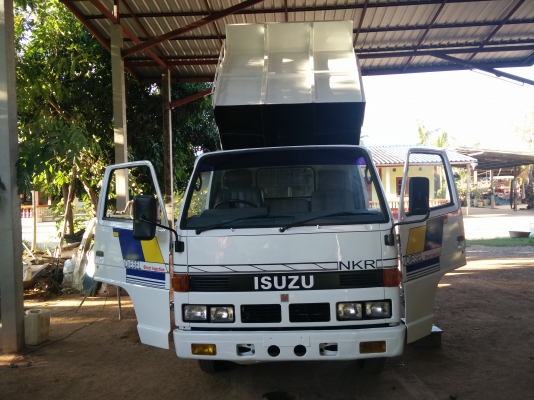 ขายด่วน รถดั๊ม NKR พร้อมใช้งาน