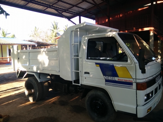 ขายด่วน รถดั๊ม NKR พร้อมใช้งาน