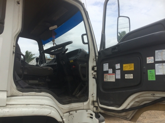 รถหัวลาก ISUZU 320 แรงม้า รุ่น GXZ23KZH2B ปี 48 มีให้เลือก 3 คัน ( คันที่ 3) สภาพสวย พร้อมใช้งาน ทดล