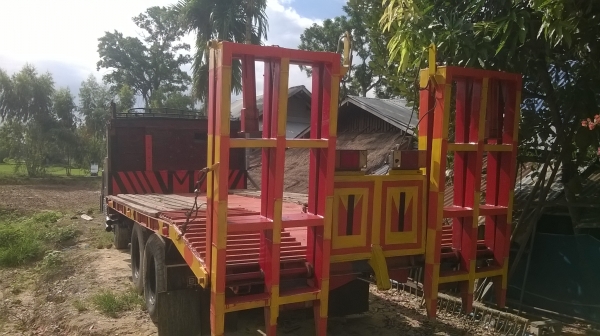 ด่วนๆๆขายเทรลเลอร์10ล้อหัวยาวบรรทุกรถเกี่ยวข้าว ราคา269000 บาท