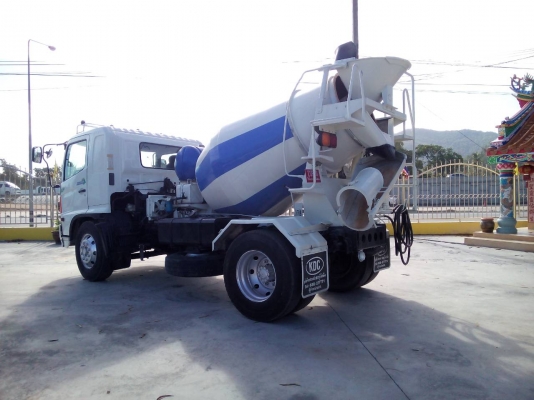 ขายรถ 6 ล้อโม่ปูน 2คิวครึ่ง HINO รุ่น MEGA เครื่องยนต์ 212 แรงม้า