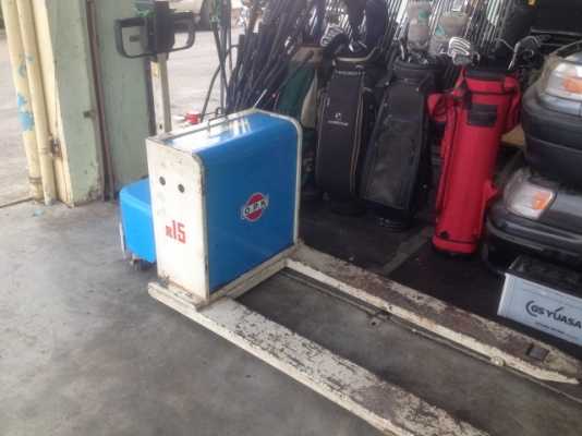 เเฮนด์ลิฟทไฟฟ้ารับน้ำหนักได้ตันครึ่ง ของเก่าญี่ปุ่นสภาพพร้อมใช้มีที่ชาตไฟครบ