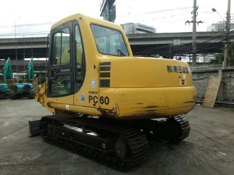 รถขุดดิน PC60-7E-56449