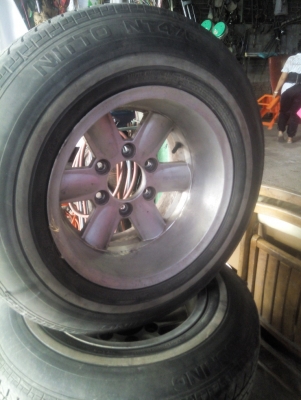 ขายล้อแม้กกะบะ หก รู ขอบ 15 สี่วง