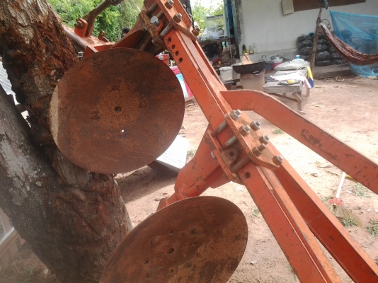 ขายตามสภาพพาน3ใบ24LCSติดมากับรถไถ50แรงลดเหลือ13500บาท ขายตามสภาพพาน3ใบ24LCSติดมากับรถไถ50แรงลดเหลือ13500บาท